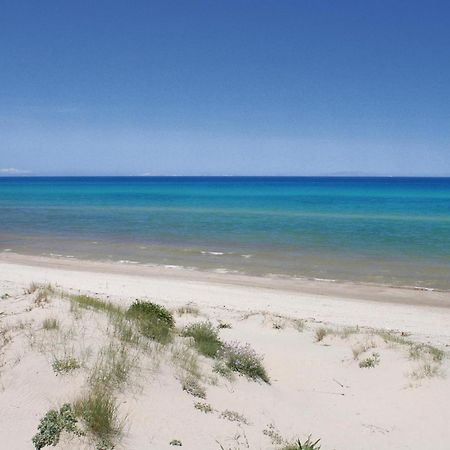 מונטה נאי Trilo Beach מראה חיצוני תמונה